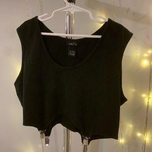 Rue 21 crop top that can hook to pants